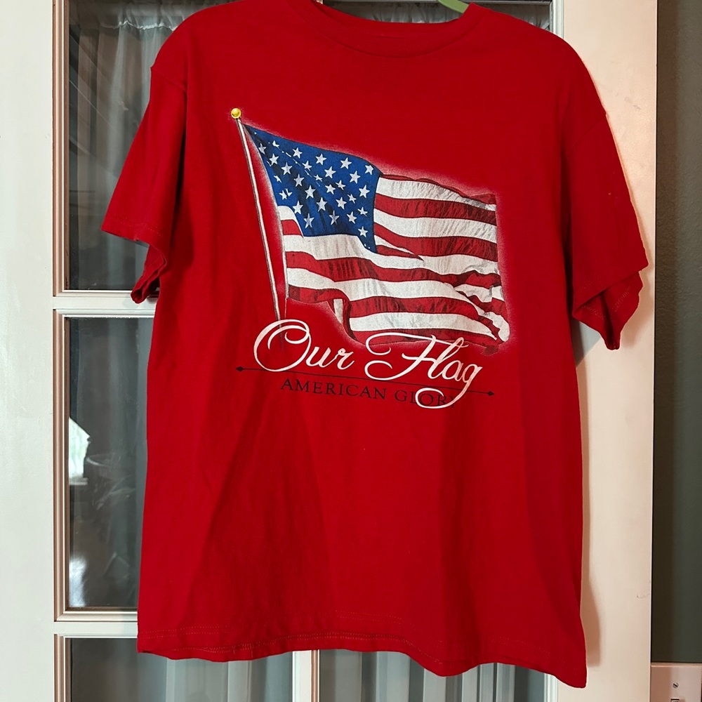 Celebrate 4th Of July With This Unisex Authentic Classics Our Flag T-shirt SZ L